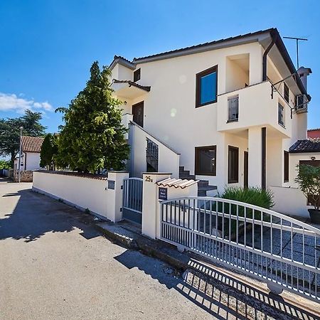 Novigrad Istria Apartment Iriska מראה חיצוני תמונה